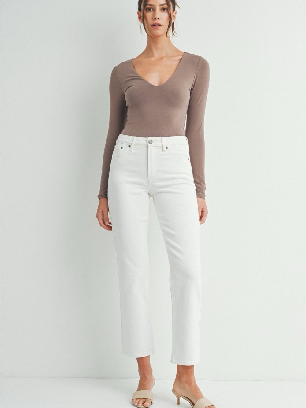 Just Black Women's Straight Leg Jeans in Off White